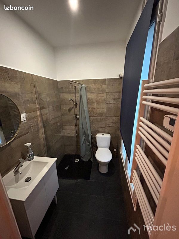 Immeuble 280 m² · à Saint-Denis · 280 m² · 1 202 000 €