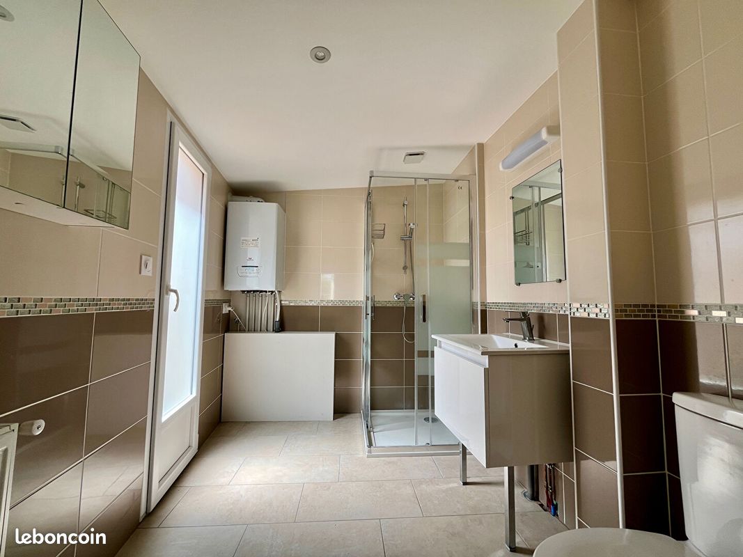 Maison 2 pièces 44 m² · à Savigné-l'Évêque · 44 m² · 98 440 €