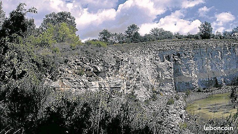 Vds terrain d’agrément · à Nîmes · 20 000 €