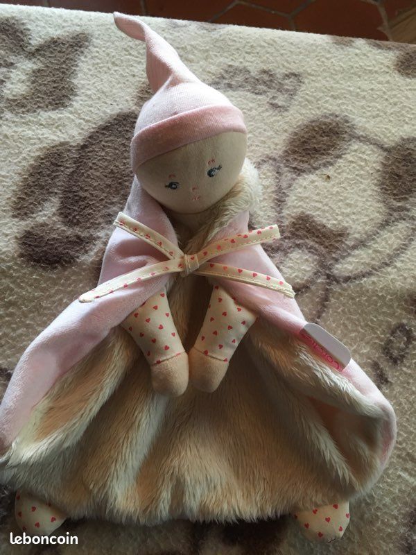 Peluche doudou poupée poupon lutin plat COROLLE rose blanc cœur bonnet (image 1)