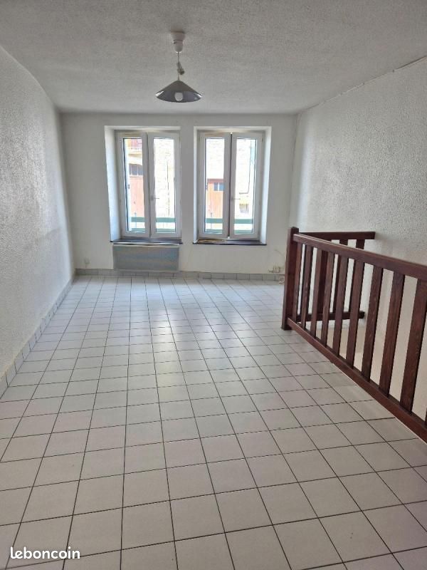 Appartement 3 pièces 61 m² · à Montréal-la-Cluse · 61 m² · 489 €/mois