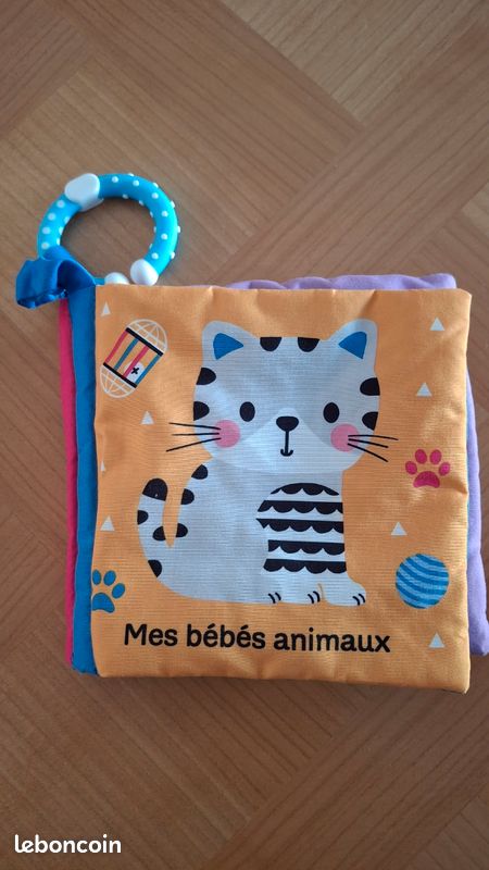 Livre bébé tissu (image 1)