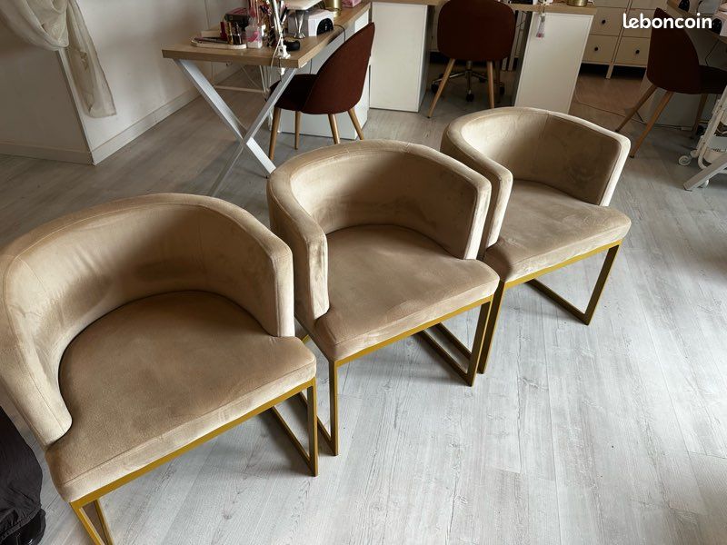 Chaises (image 1)