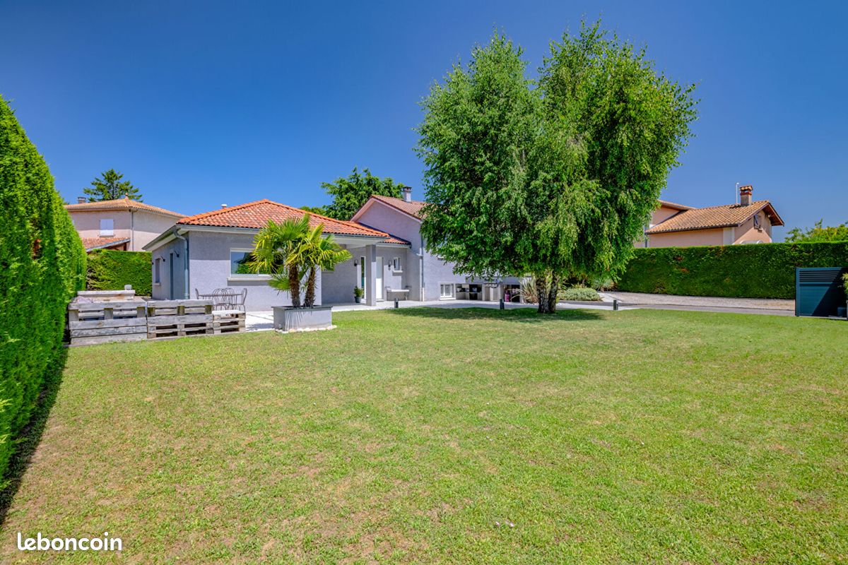 Maison 7 pièces 180 m² · à Neyron · 180 m² · 755 000 €