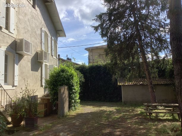 Appartement T2 meublé Res privée sécurisée proche centre-ville et toutes commodités