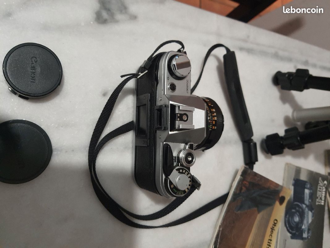 Appareil photo CANON AE-1 argentique de 1979 (image 6)