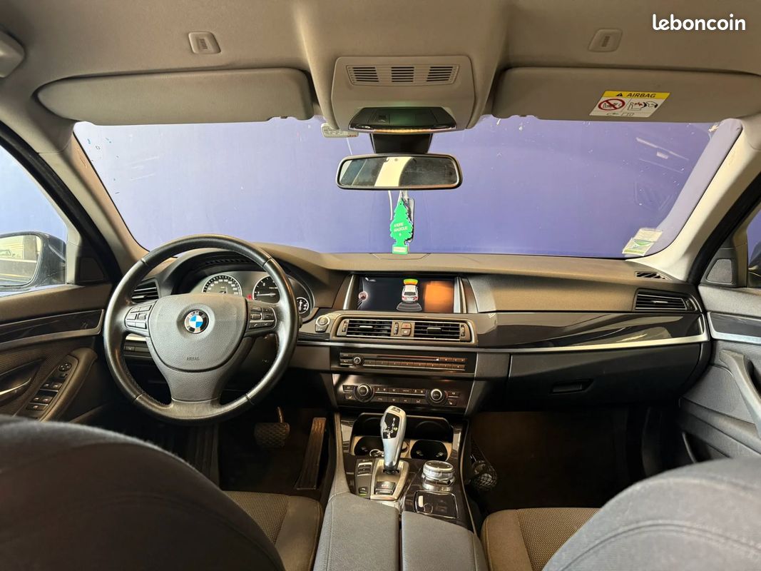 BMW Série 5 Touring 2.0 D 190ch Lounge - 2015 - Suivi complet - Phares LED - Boîte auto (image 14)
