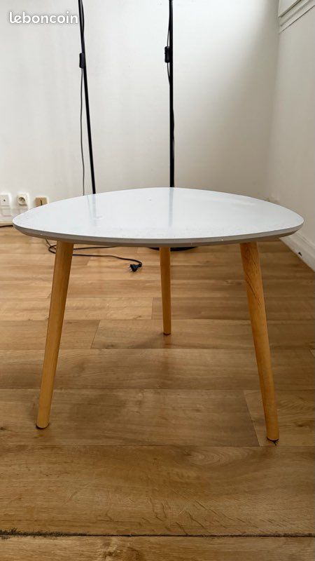 Petite table basse scandinave blanche (image 3)