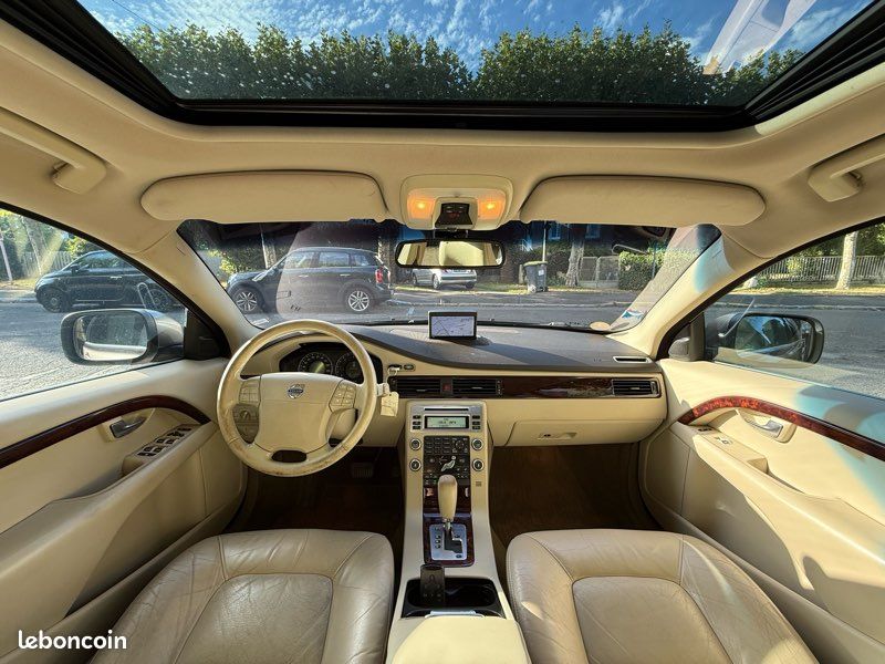 Volvo xc70 2.4 d5 185 summum - garantie 6 mois (image 8)