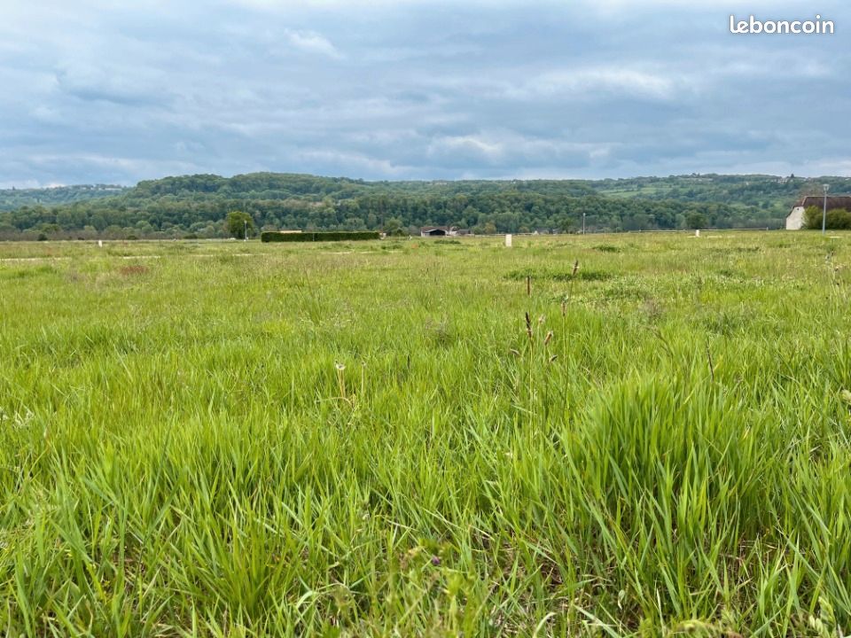 Terrain 807 m² Prudhomat · 24 000 €