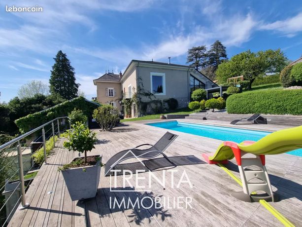 Propriété 11 pièces 436 m²