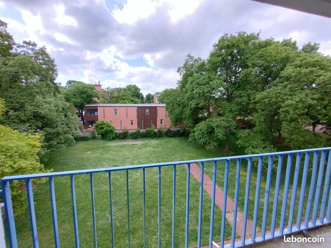 Appartement 4 pièces 72 m² · à Aubergenville · 72 m² · 115 000 €