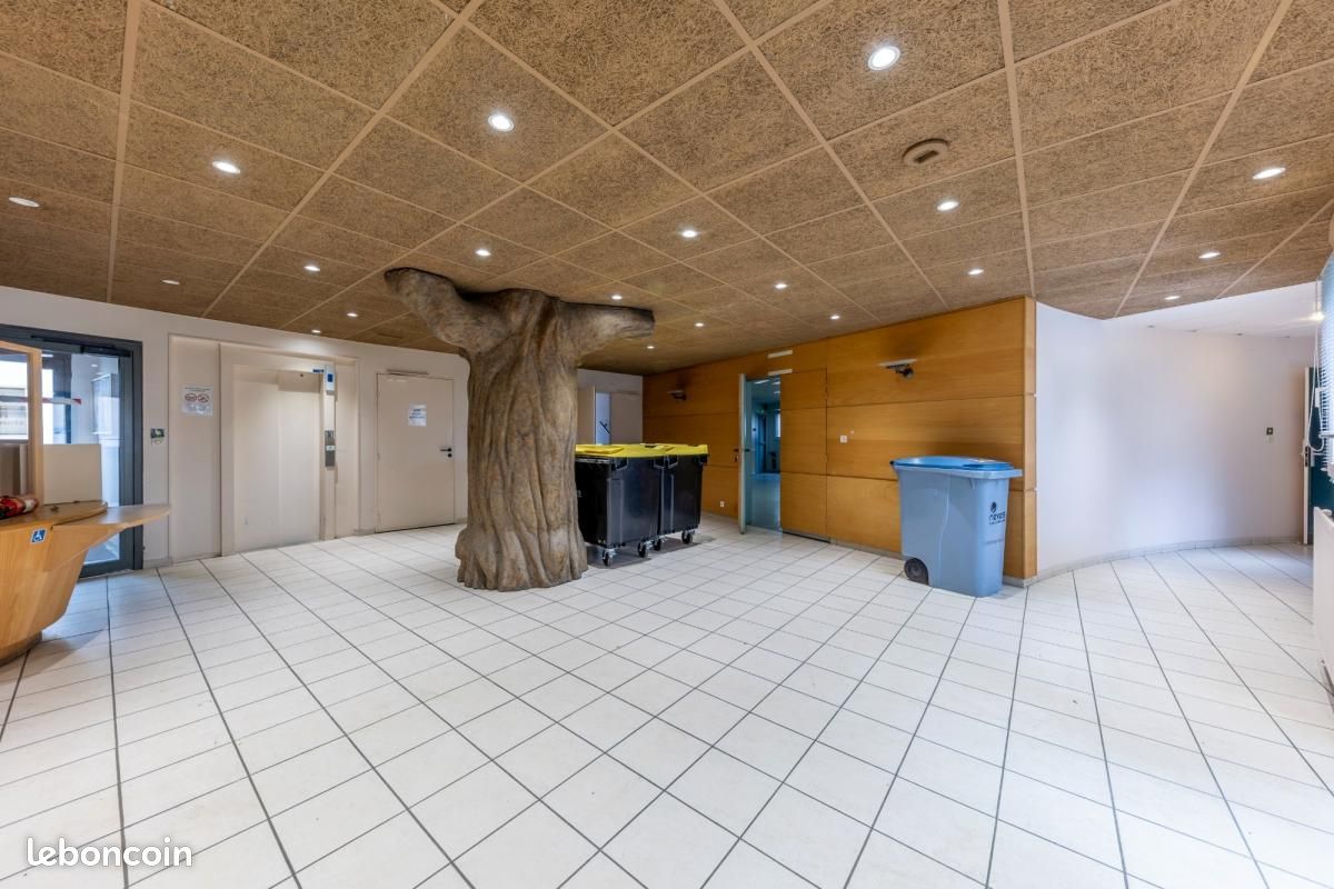 Immeuble 2 395 m² Nevers (image 3)