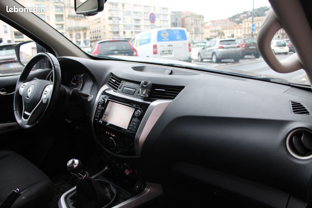 RENAULT Alaskan DOUBLE CABINE 2.3 DCI 190 INTENS 4X4 ( Attelage, Entretien Renault, Caméra 360 ° ... ) (image 9)