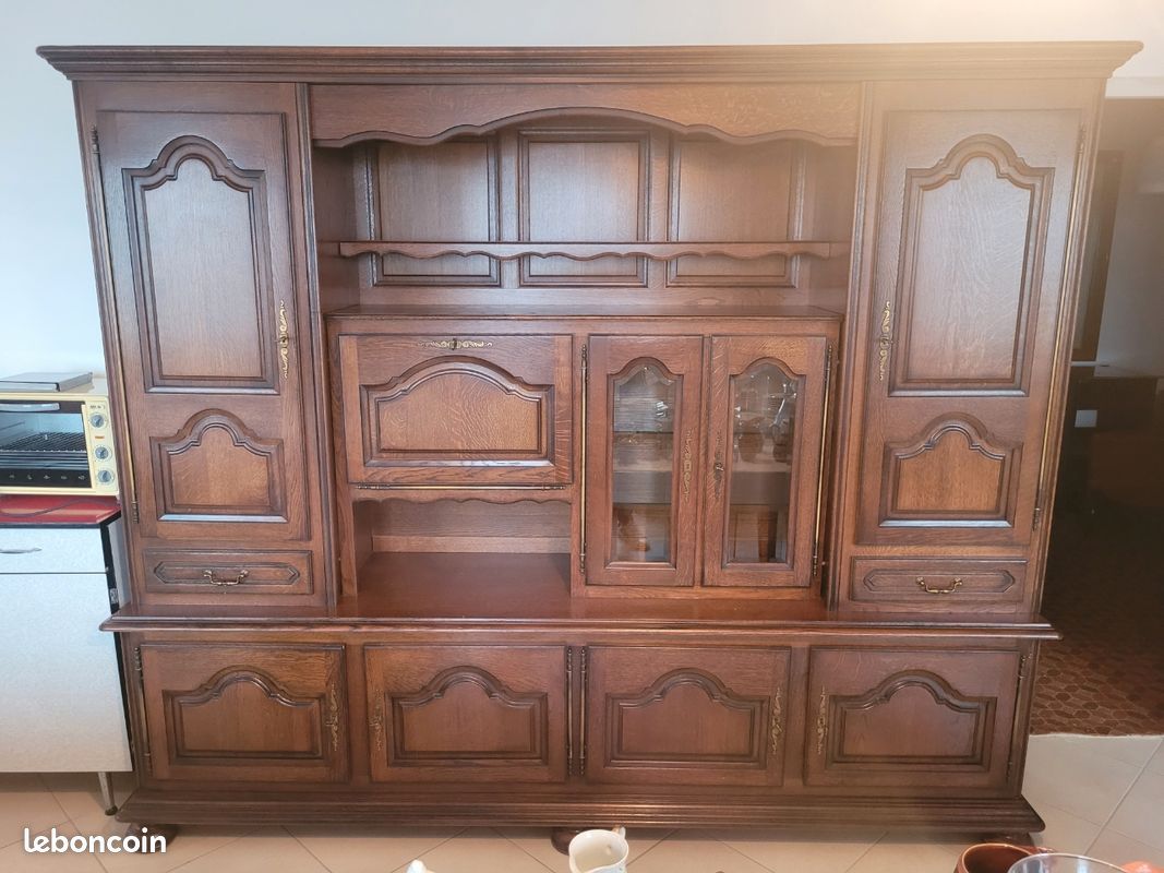 Buffet vaisselier en bois massif – style traditionnel, excellent état (image 1)