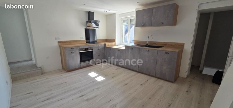 Appartement 3 pièces 65 m² · à Damparis · 65 m² · 110 000 €