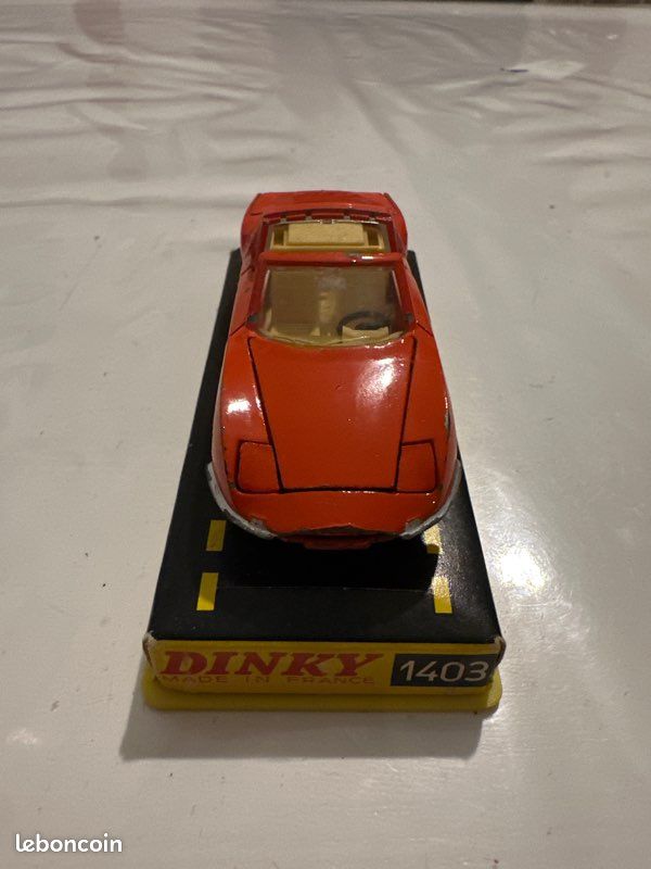 DINKY TOYS France - MECCANO, lot de 5 miniatures, | | Ventes aux enchères