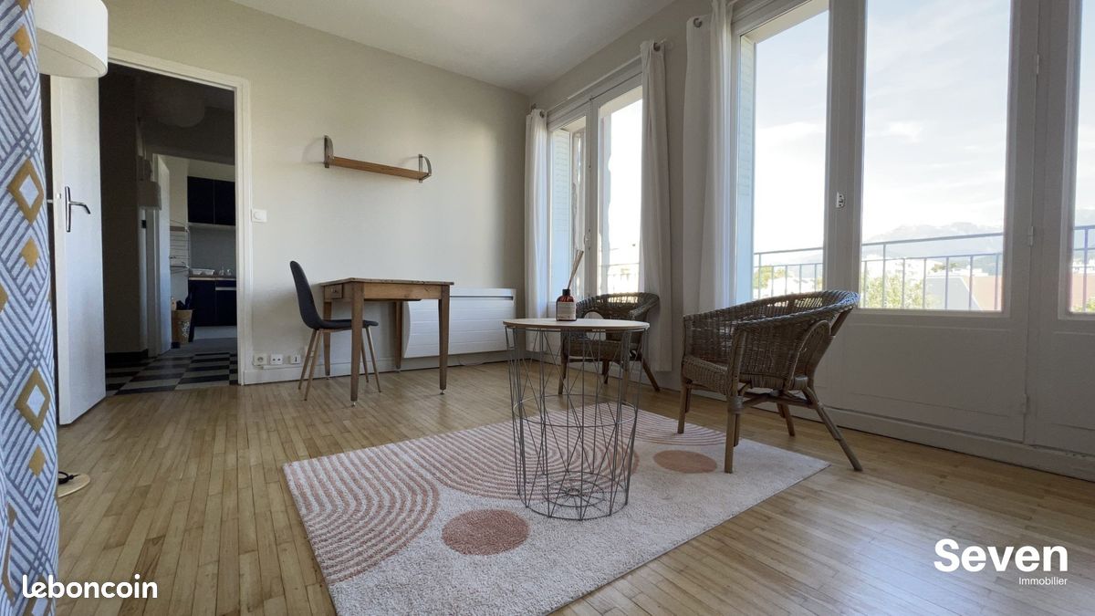 Appartement 1 pièce 31 m² · à Grenoble · 31 m² · 550 €/mois
