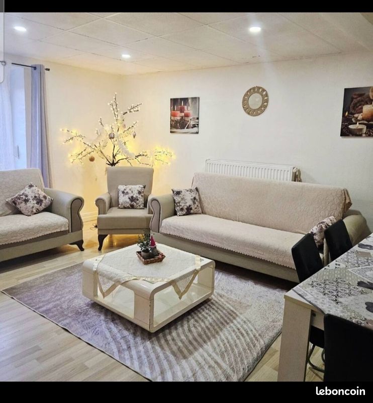 Appartement 3 pièces 100 m² · à Strasbourg · 100 m² · 1 000 €