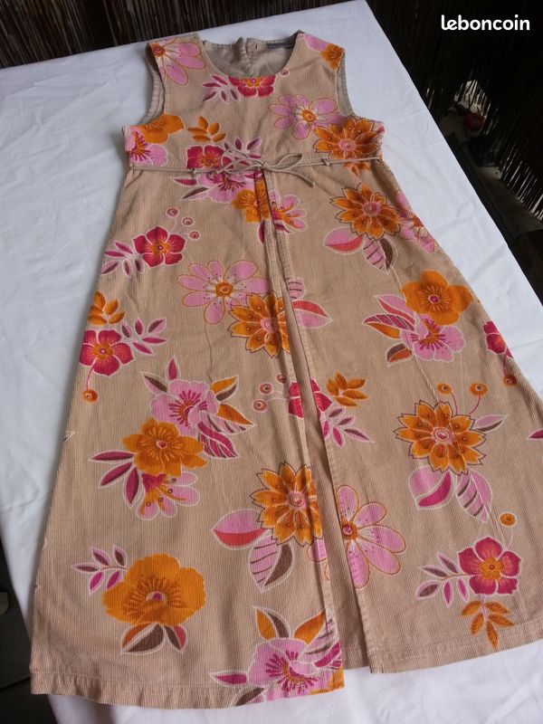 Robe taille 134 (image 1)