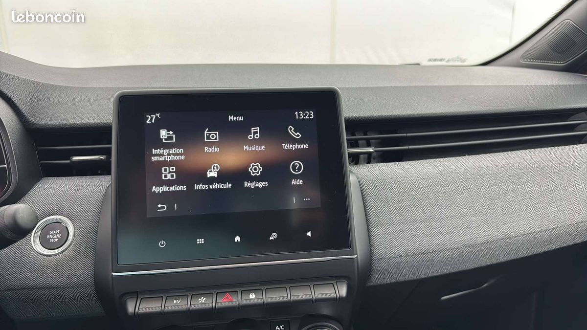 Renault clio e tech full hybrid 145 techno (image 29)