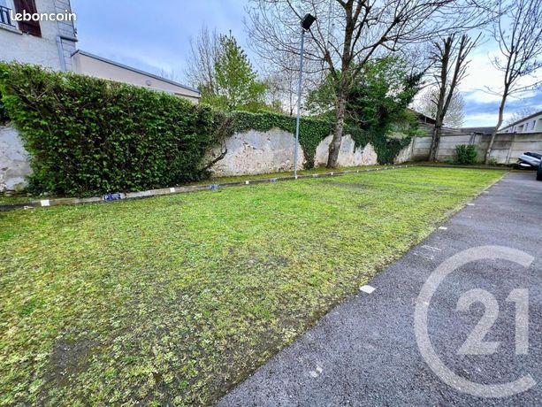 Parking 12 m² La Ferte Sous Jouarre