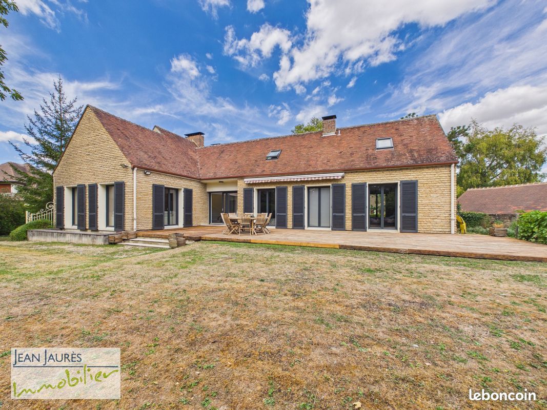 Maison 8 pièces 285 m² · à Saint-André-les-Vergers · 285 m² · 787 000 €