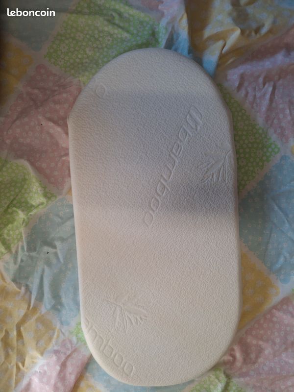 Matelas nacelle , draps, alèse (image 1)
