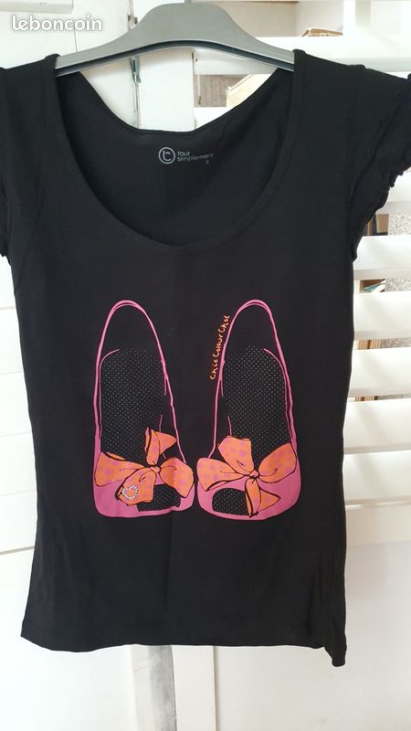 Tee shirt (image 1)