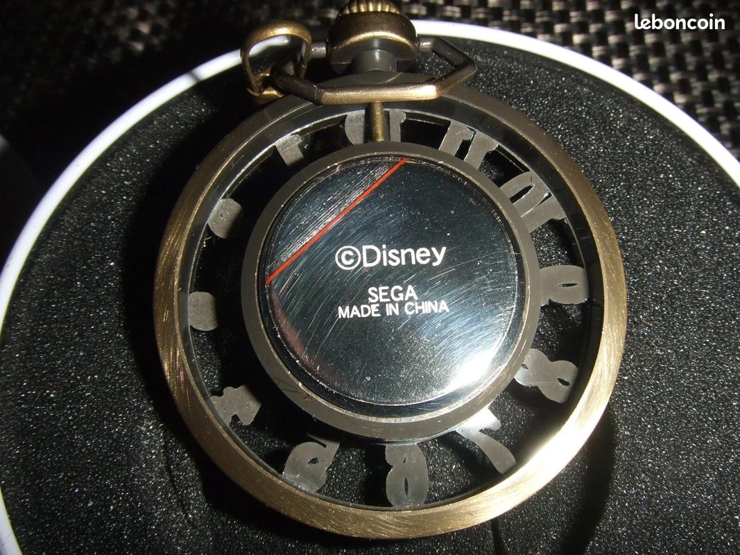 Montre Mickey Mouse Premium White Flame Relief POCKET WATCH 1 (image 2)