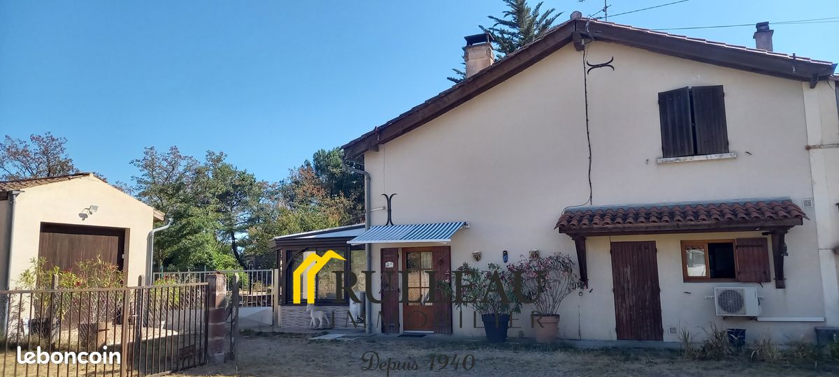 Maison 6 pièces 186 m² · à Cartelègue · 186 m² · 196 500 €