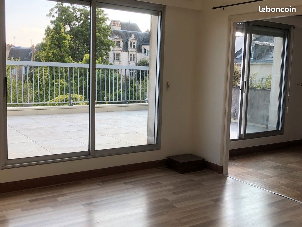 Appartement 5 pièces 120 m² · à Poitiers · 120 m² · 1 600 €