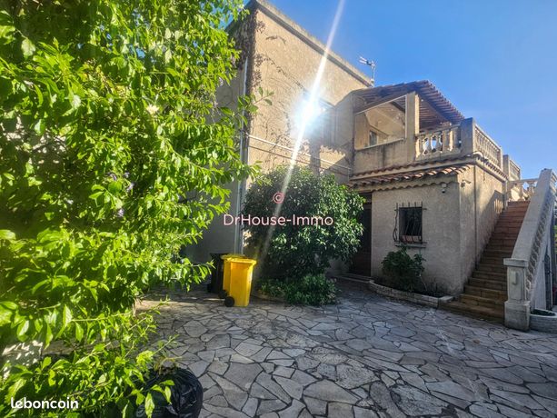 Propriété 9 pièces 286 m² — 2