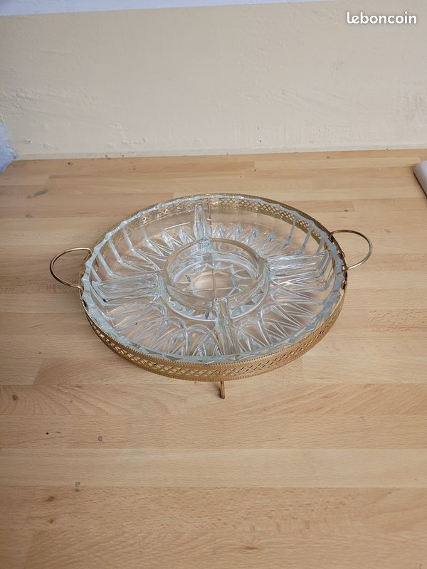 Plat avec compartiment sur socle (image 1)