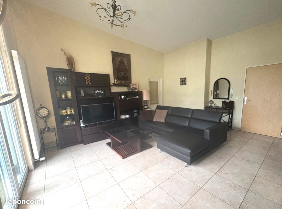 Appartement 3 pièces 74 m² · à Albertville · 74 m² · 1 197 €/mois