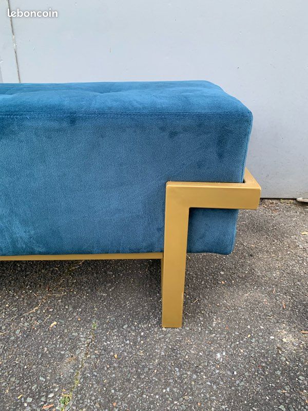 Banquette en velours (image 2)