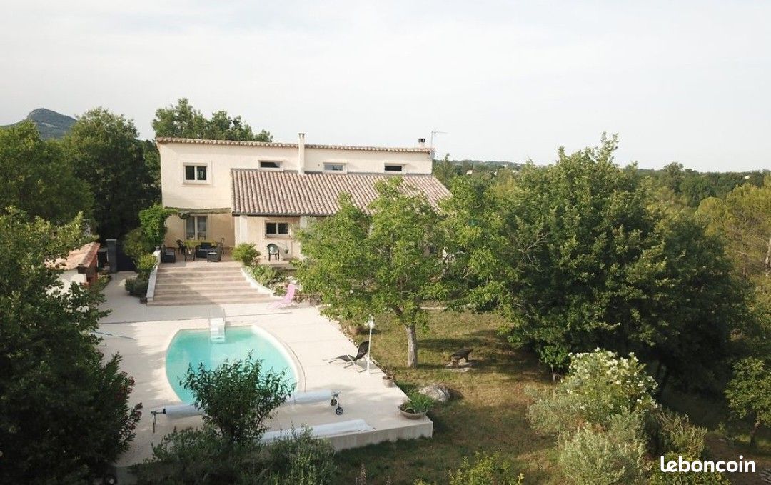Maison 7 pièces 180 m² · à Rousson · 180 m² · 385 000 €