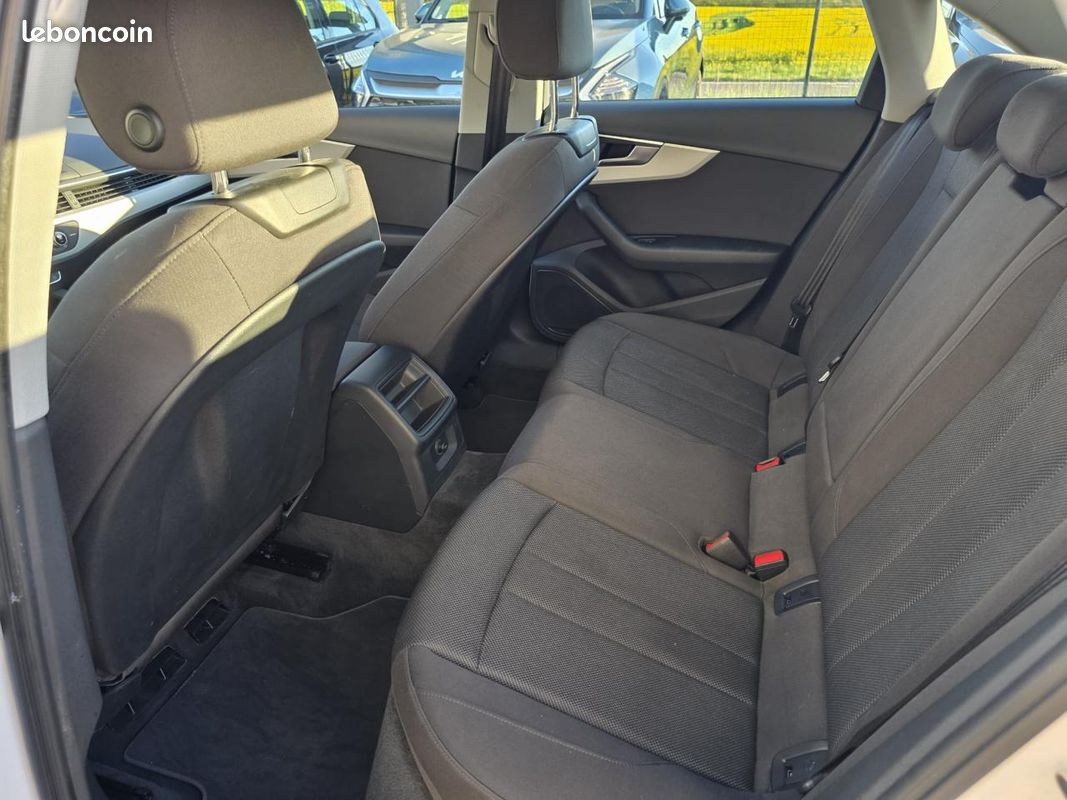 AUDI A4 2.0 35 TDI - 163 - BV S-tronic BERLINE Business line PHASE 3 (image 14)