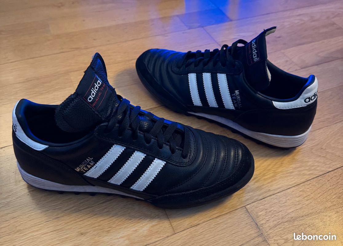 Adidas Mundial Team crampons turf Chaussures