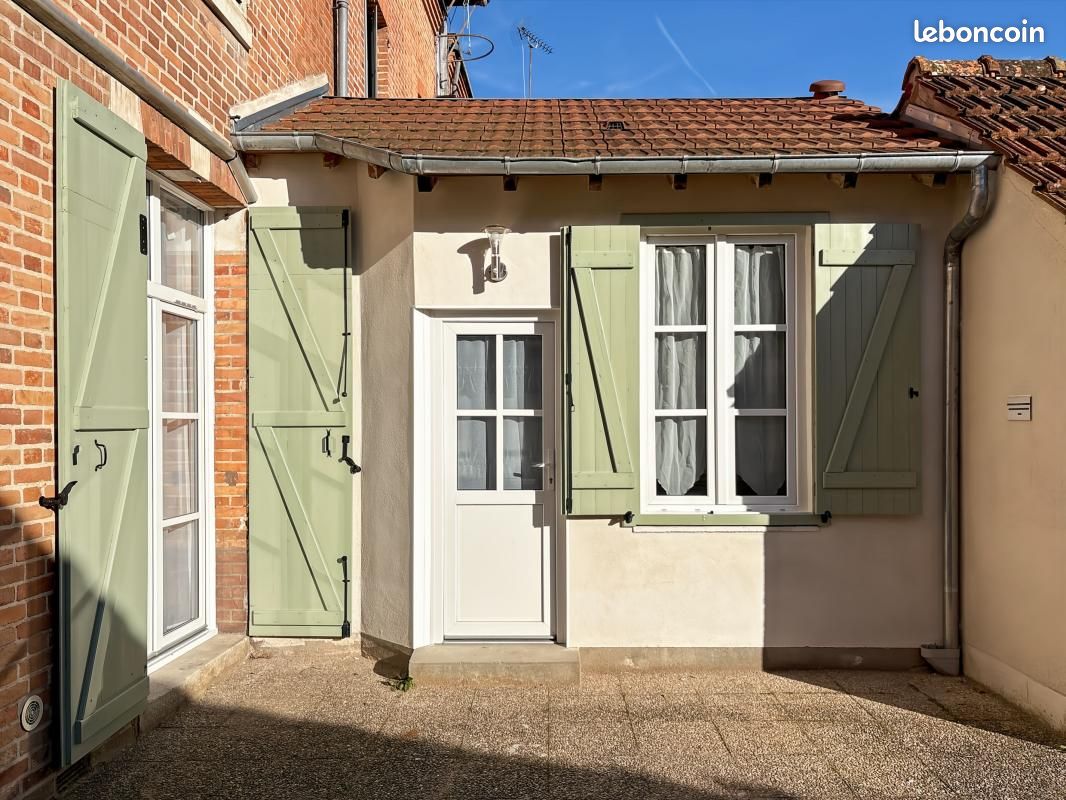 Appartement 2 pièces 22 m² · à La Ferté-Saint-Aubin · 22 m² · 600 €