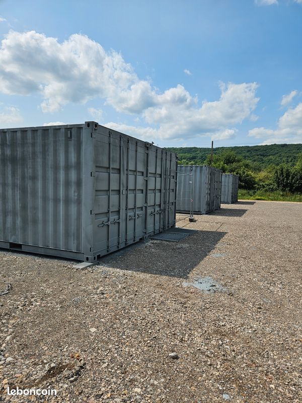Parking 1 pièce 14 m² · à Ars-sur-Moselle · 14 m² · 99 €