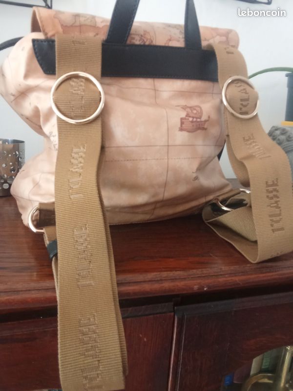 Sac a dos 1 ère classe alviero martini
#Rentréescolairefille (image 4)