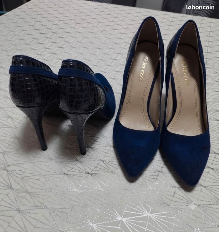 Paire de talons 10 cm taille 37 (image 1)