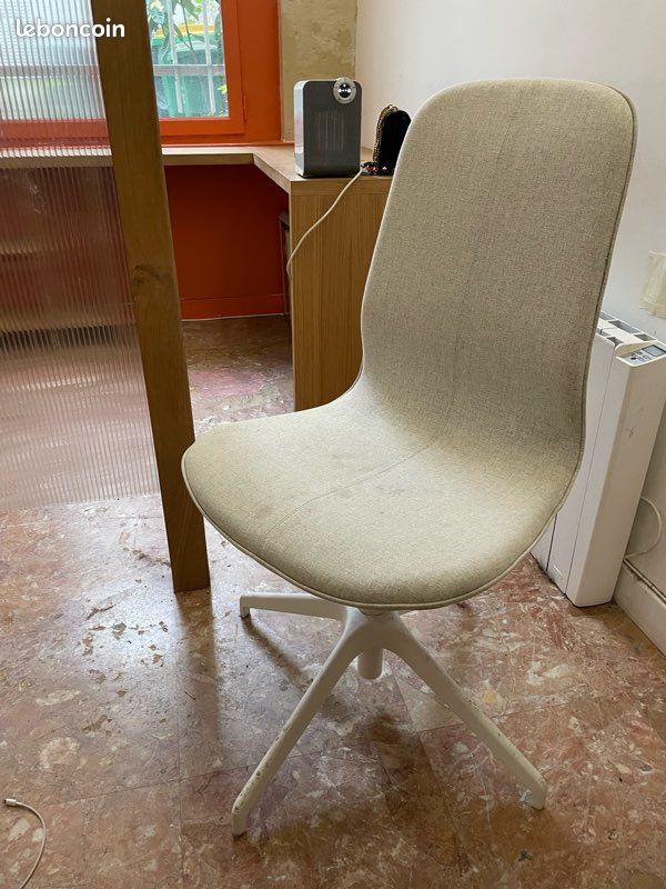 Siège blanc IKEA pivotant (image 1)