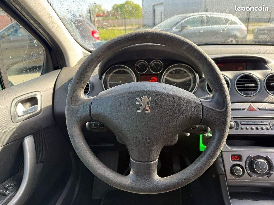 Peugeot 308 1.6 HDI92 FAP CONFORT PACK 5P (image 5)