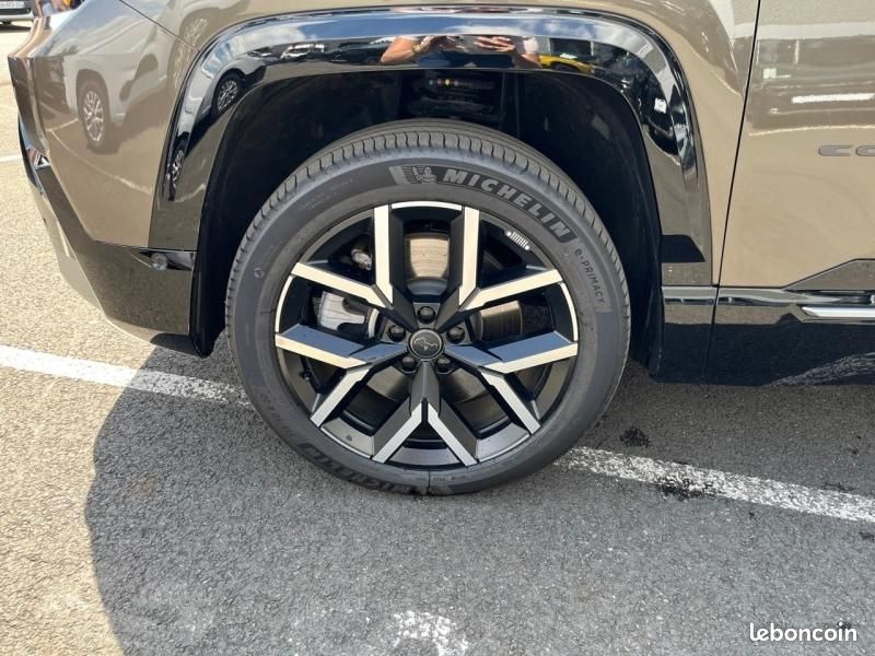 Jeep Compass Electrique 213ch 74kWh First Edition (image 11)
