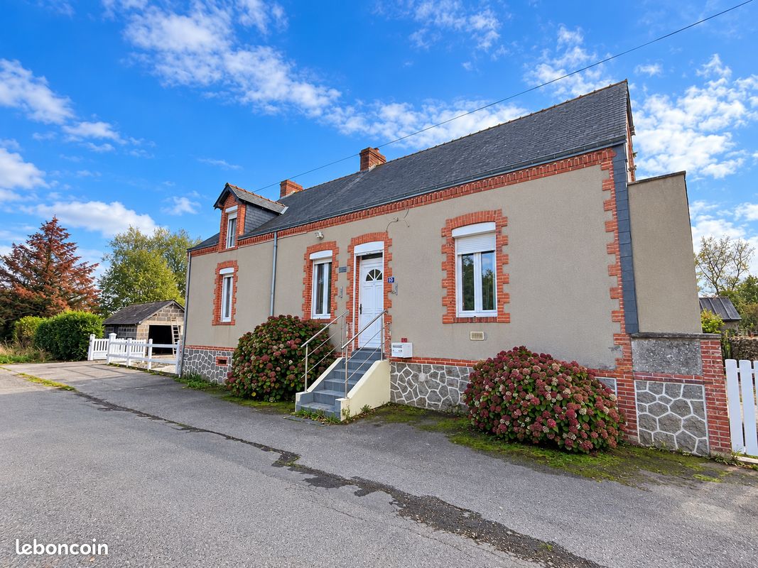 Maison 7 pièces 128 m² · à Ombrée d'Anjou · 128 m² · 177 340 €