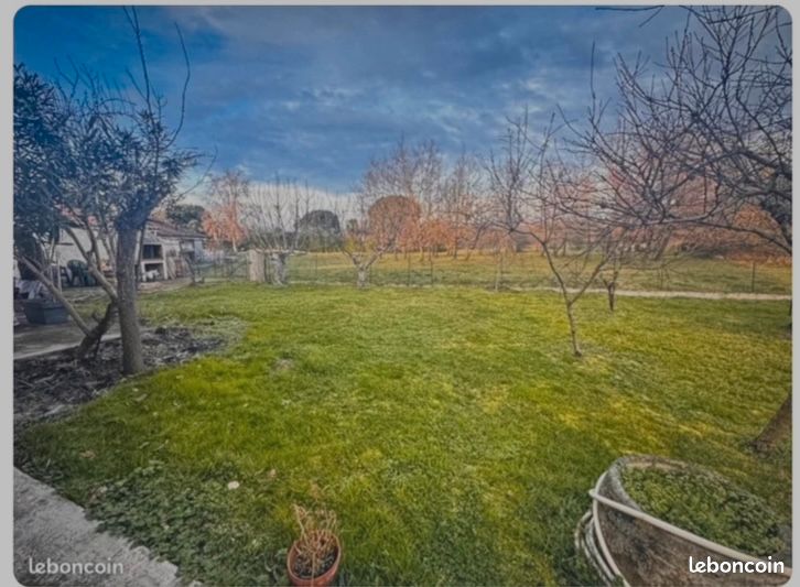 Local commercial 19 pièces 370 m² · à Cugnaux · 370 m² · 590 000 €