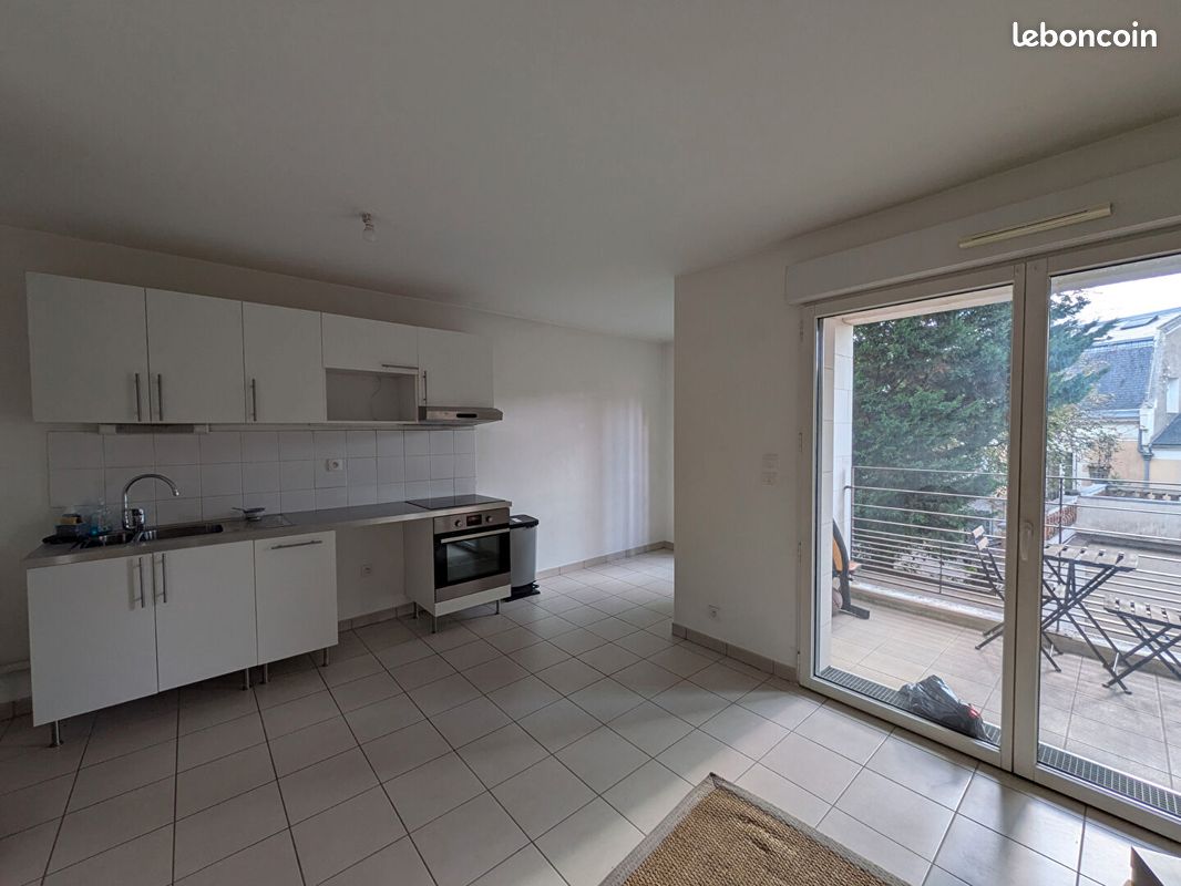 Appartement 2 pièces 42 m² · à Saint-Cyr-sur-Loire · 42 m² · 699 €/mois
