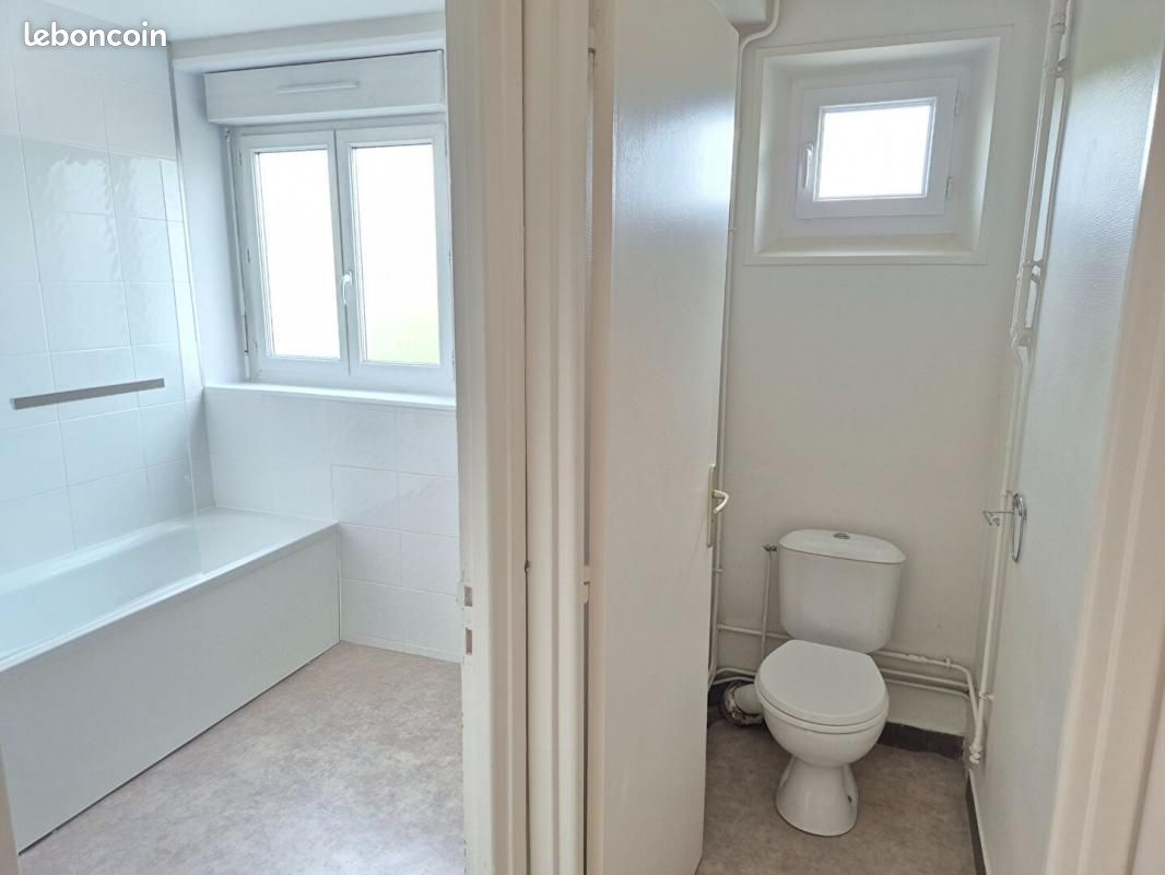 Appartement a louer saint-lo - 4 pièce(s) - 88 m2 - Surfyn